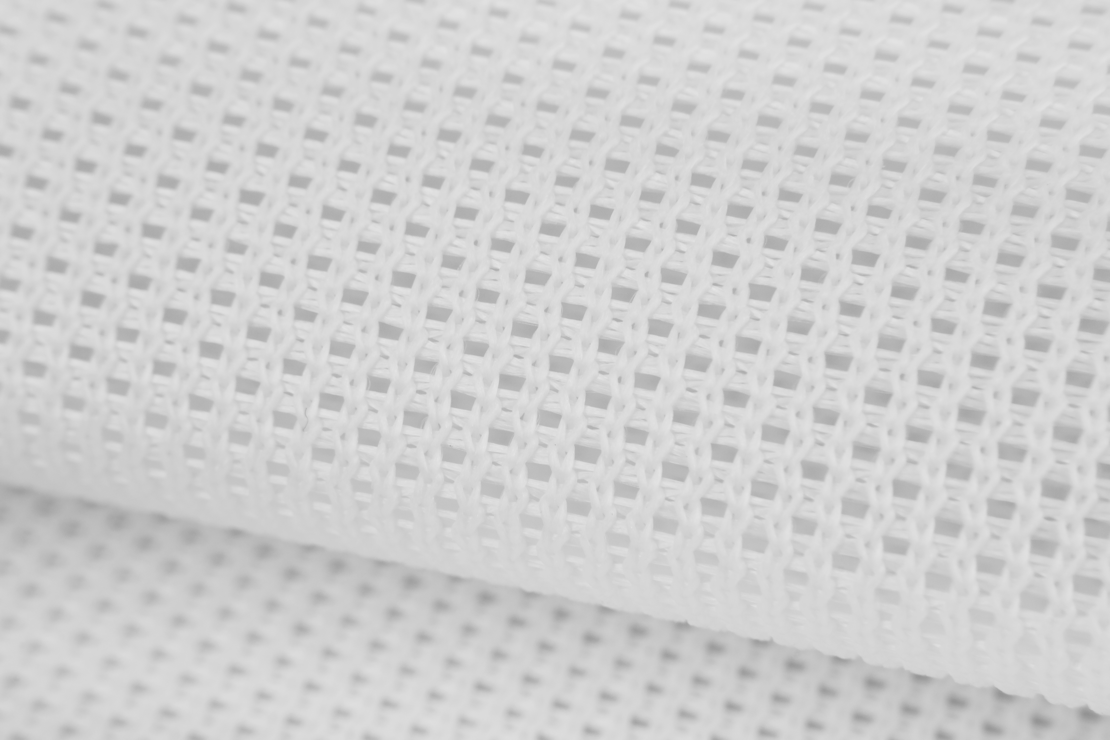 PES Mesh 225 FR, +/- 230 g/m2
For subli transfer & direct and UV
5,05 x +/- 50 m